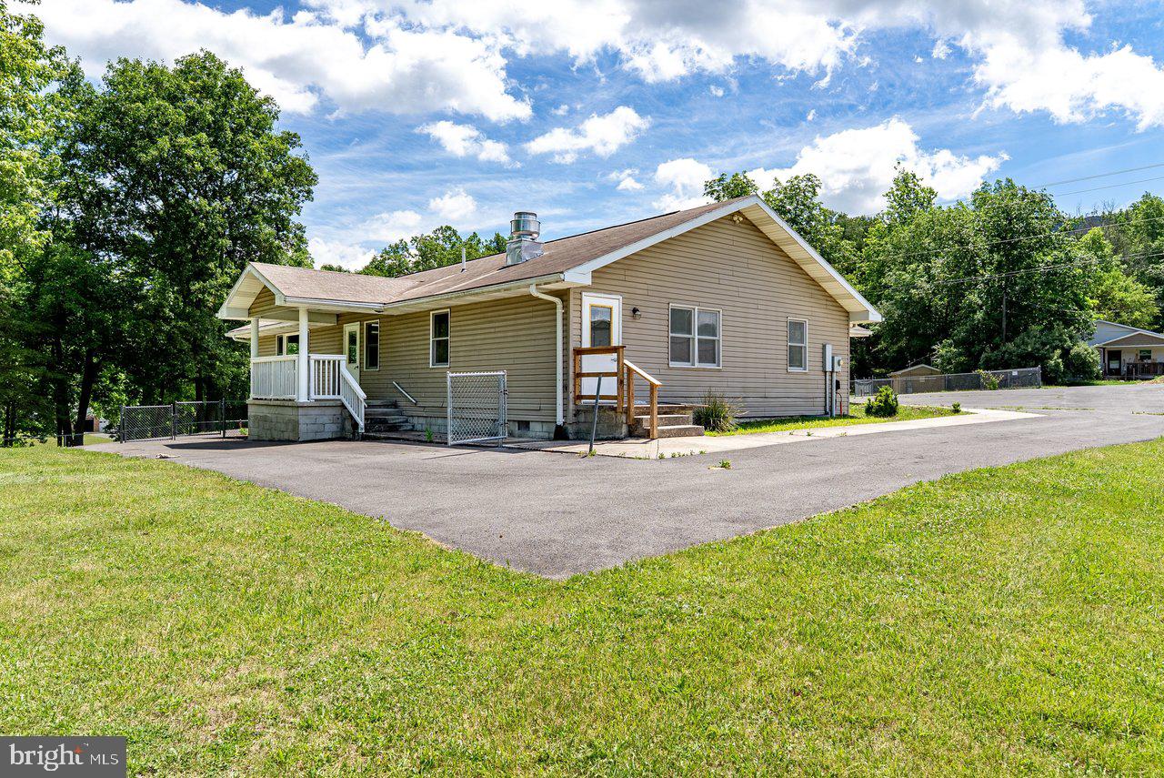 204 Gambill Road Franklin, WV 26807 - Photo 38 of 44 Gallery Image 38