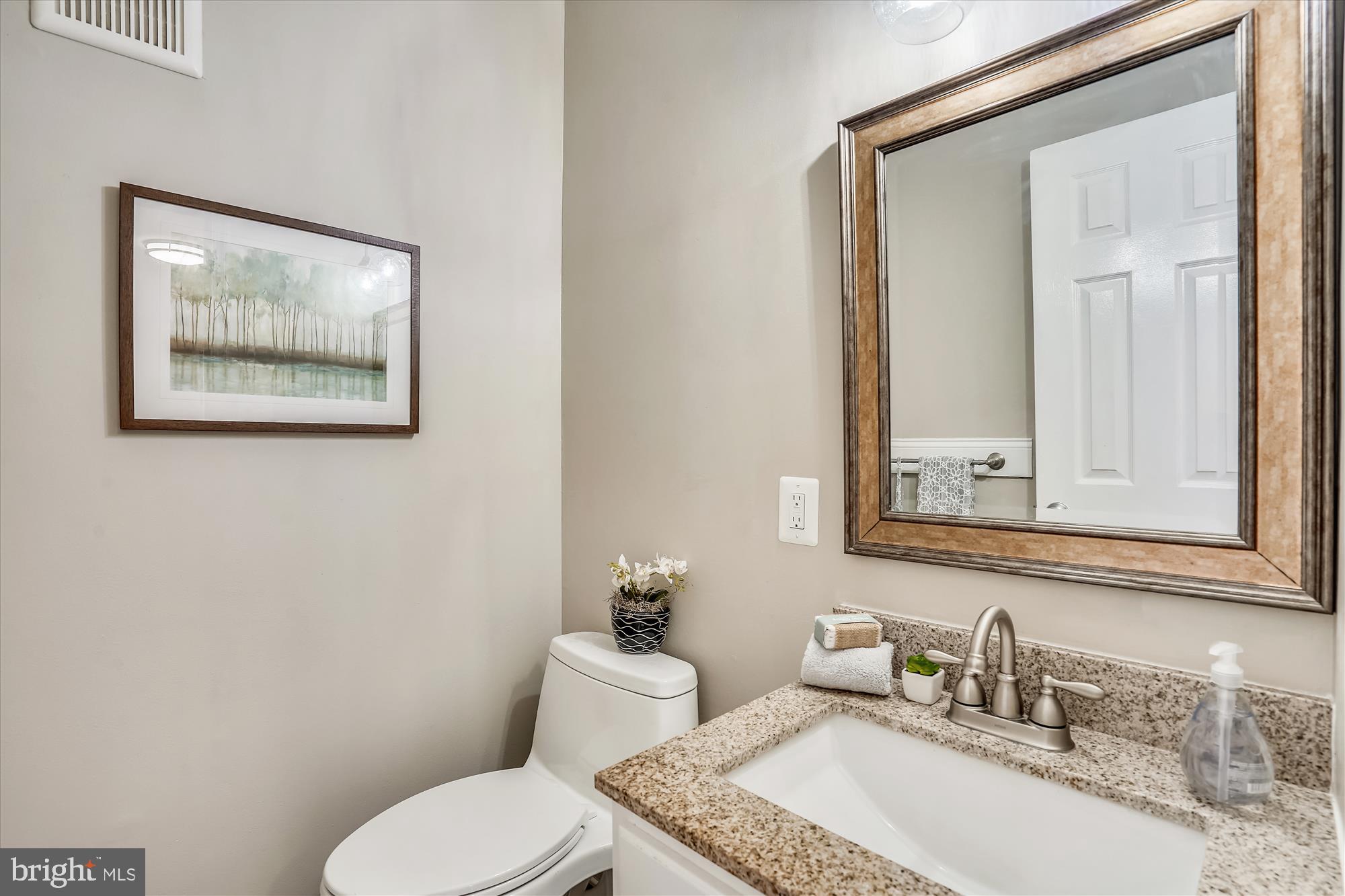 1137 Bandy Run Road Herndon, VA 20170 - Photo 25 of 42 Gallery Image 25