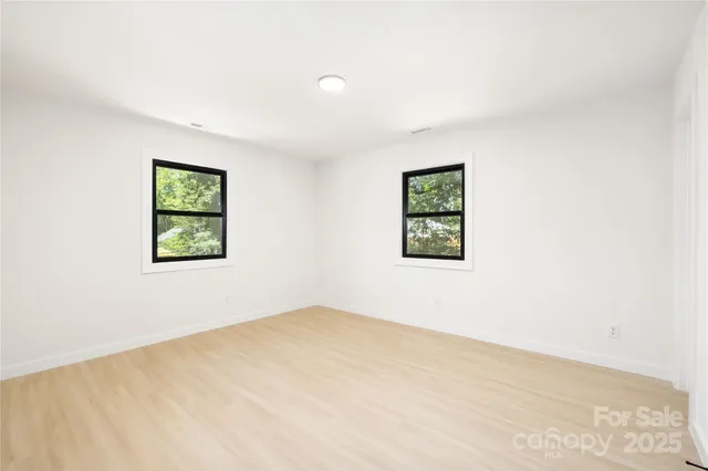 $514,000 | 3801 Woodleaf Road, Charlotte, NC 28205