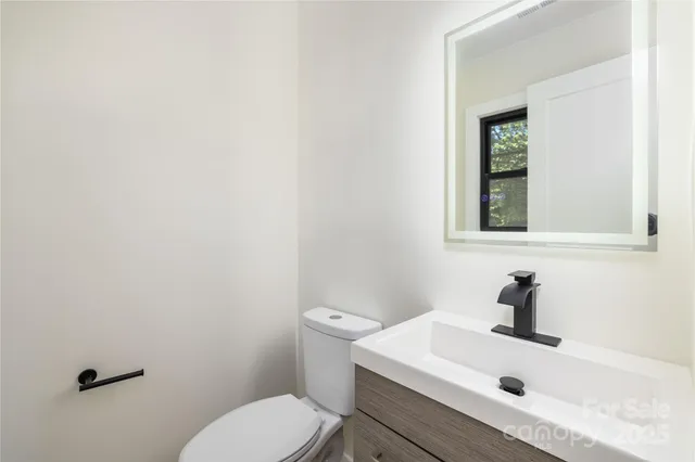 $514,000 | 3801 Woodleaf Road, Charlotte, NC 28205