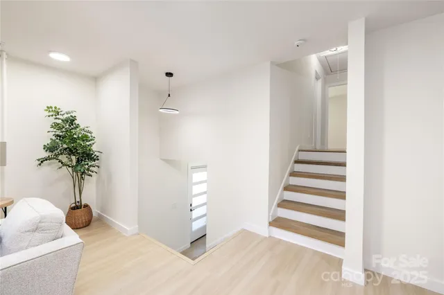 $514,000 | 3801 Woodleaf Road, Charlotte, NC 28205