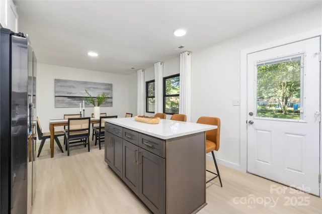 $514,000 | 3801 Woodleaf Road, Charlotte, NC 28205