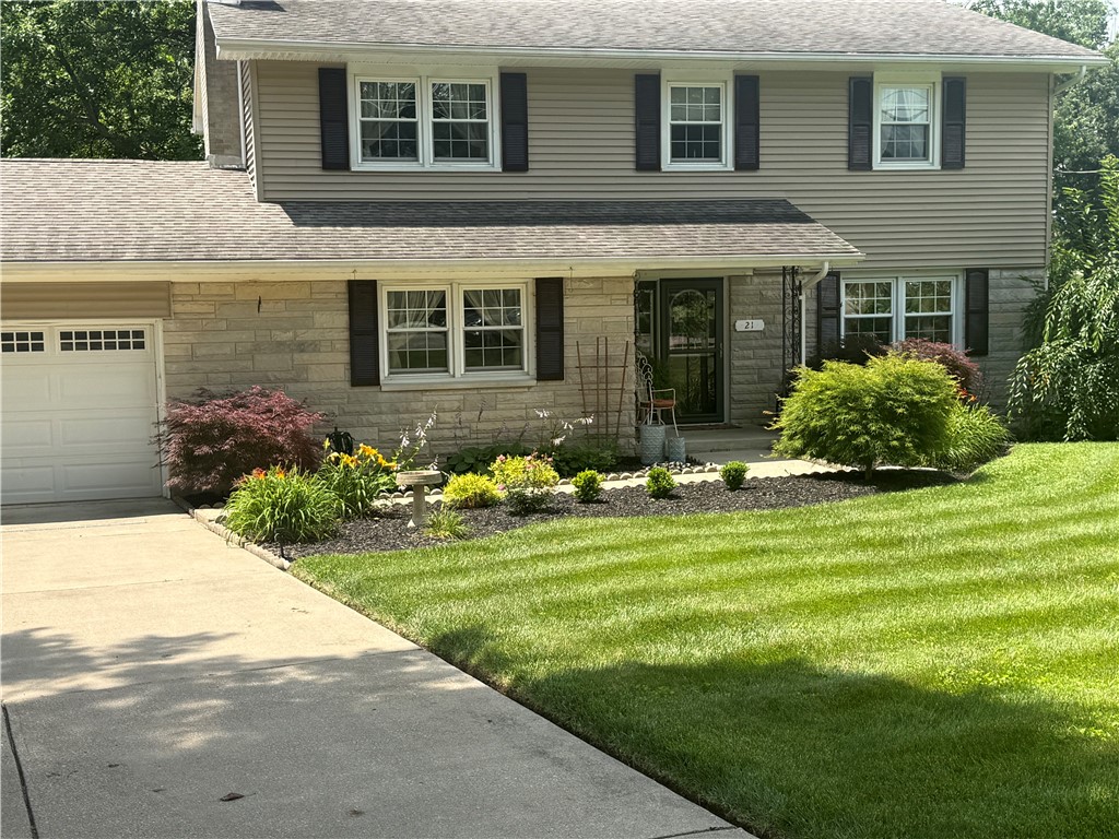 21 Briar Hill Road Paris, IL 61944 - Photo 1 of 38