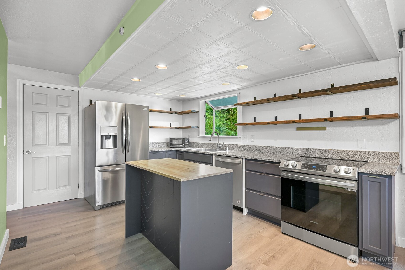 3007 Rye Court Anacortes, WA 98221 - Photo 14 of 40