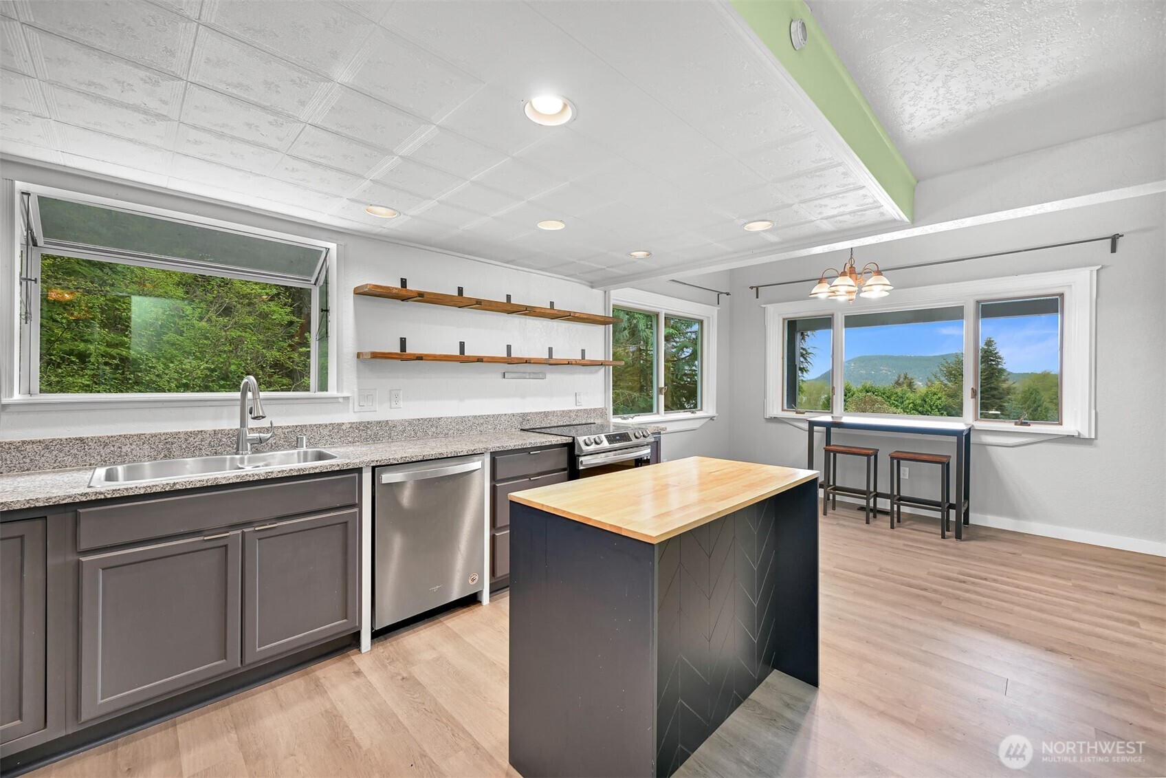 3007 Rye Court Anacortes, WA 98221 - Photo 15 of 40