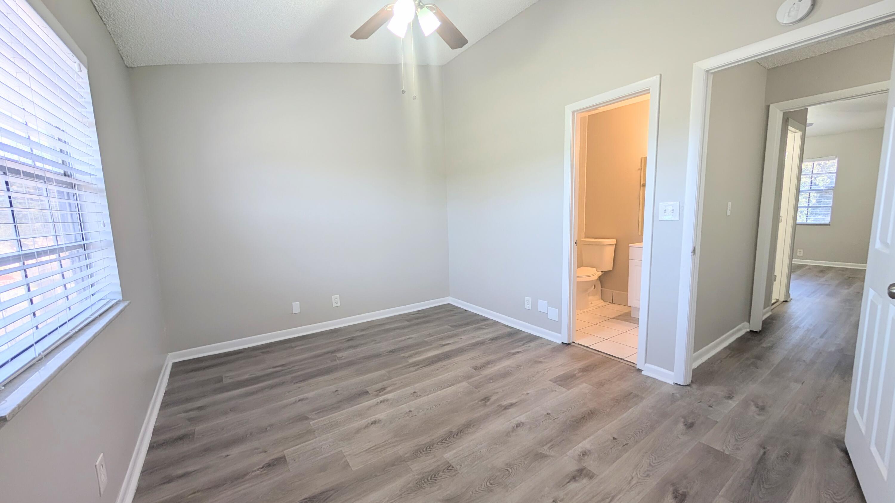 8341 Fairway Road Sunrise, FL 33351 - Photo 10 of 15 PXL_20251231_194110410.MP~2