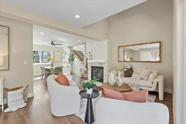 $1,498,000 | 363 North Rengstorff Avenue, Unit 5, Mountain View, CA 94043