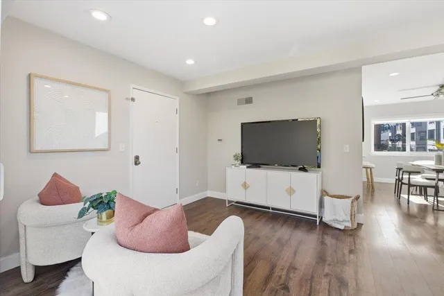 $1,498,000 | 363 North Rengstorff Avenue, Unit 5, Mountain View, CA 94043