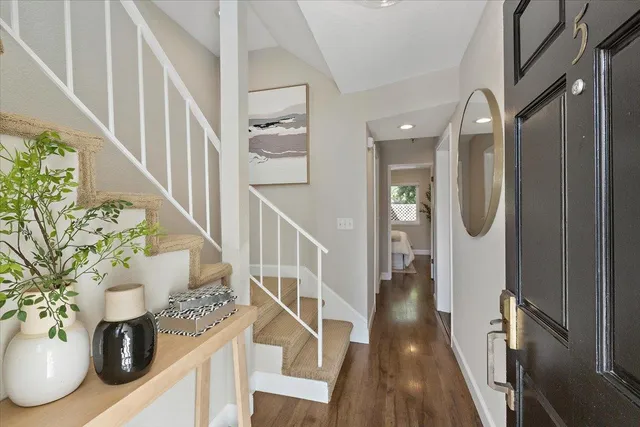 $1,498,000 | 363 North Rengstorff Avenue, Unit 5, Mountain View, CA 94043