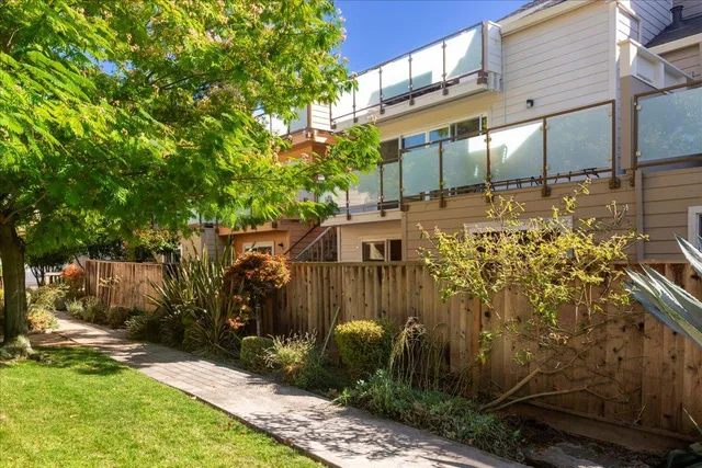 $1,498,000 | 363 North Rengstorff Avenue, Unit 5, Mountain View, CA 94043