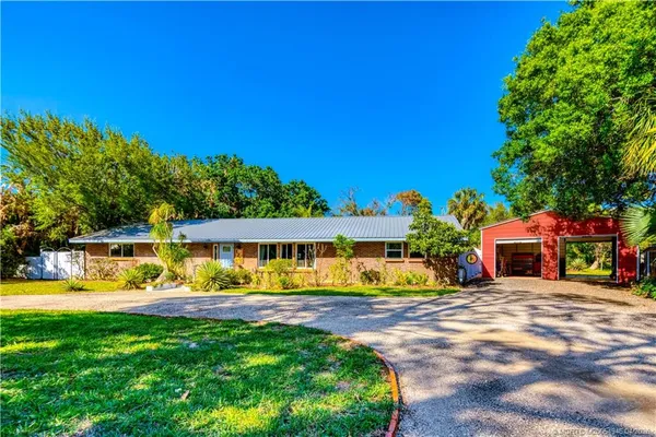 $725,000 | 1776 Northwest Palmetto Court, Stuart, FL 34994