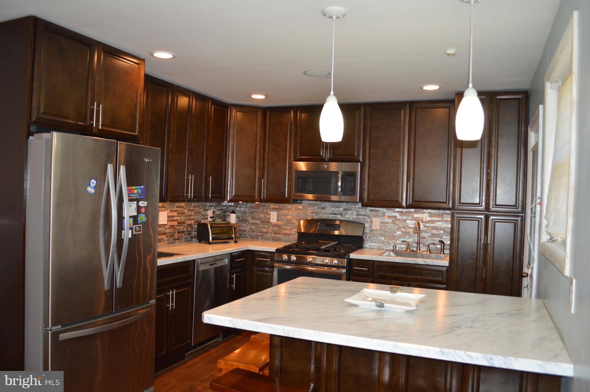 3807 Bancroft Road Baltimore, MD 21215 - Photo 6 of 25 Gallery Image 6