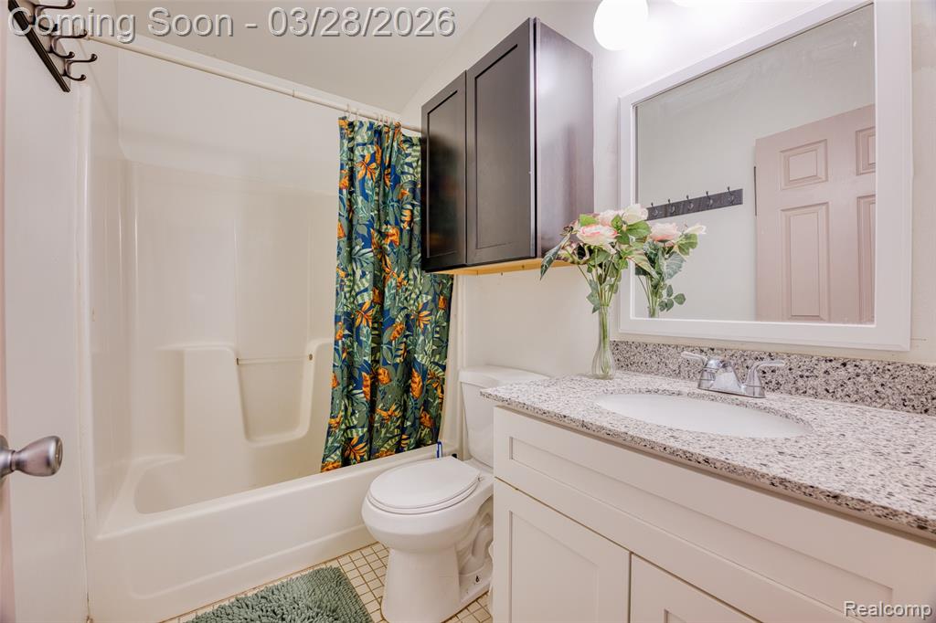 7557 Chilson Road Howell, MI 48843 - Photo 5 of 42 Gallery Image 5