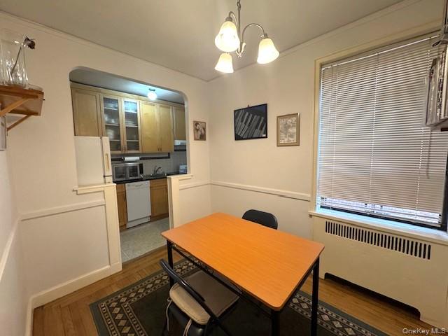 3600 Fieldston Road, Unit 4K Bronx, NY 10463 - Photo 4 of 10 a room with chandelier fan and windows