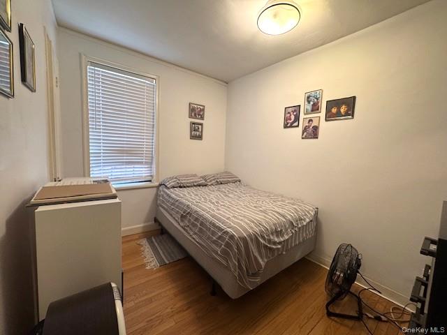 3600 Fieldston Road, Unit 4K Bronx, NY 10463 - Photo 6 of 10 a bedroom with a bed and a desk