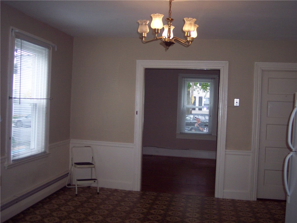 427 High Street, Unit 3 Bristol, RI 02809 - Photo 6 of 8 KITCHEN TO LIVINGROOM