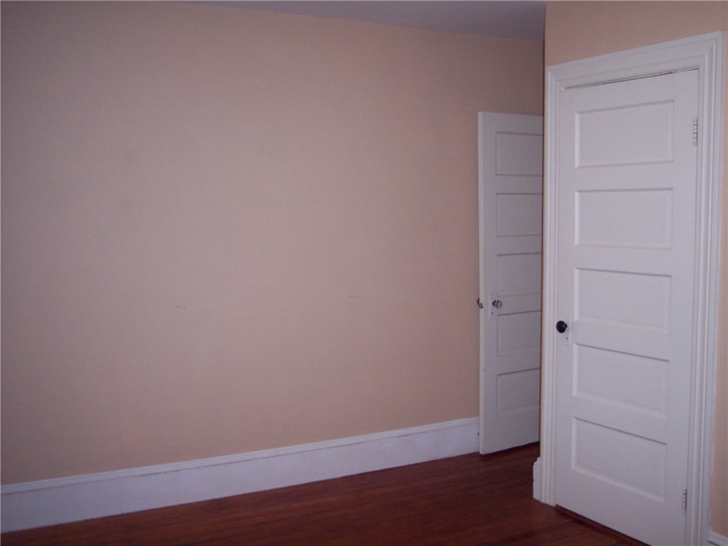 427 High Street, Unit 3 Bristol, RI 02809 - Photo 8 of 8 BEDROOM