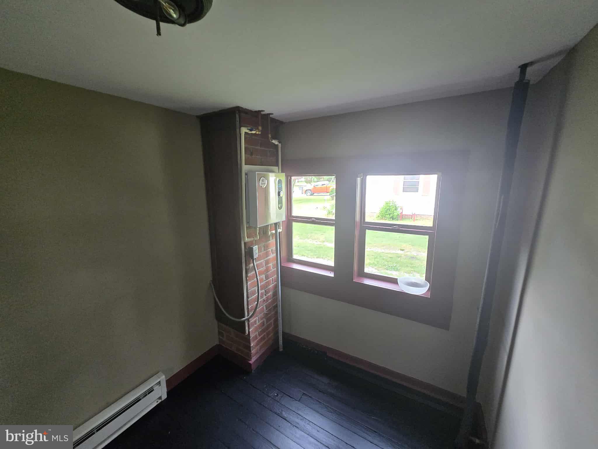8 Front Street Pocomoke City, MD 21851 - Photo 9 of 27