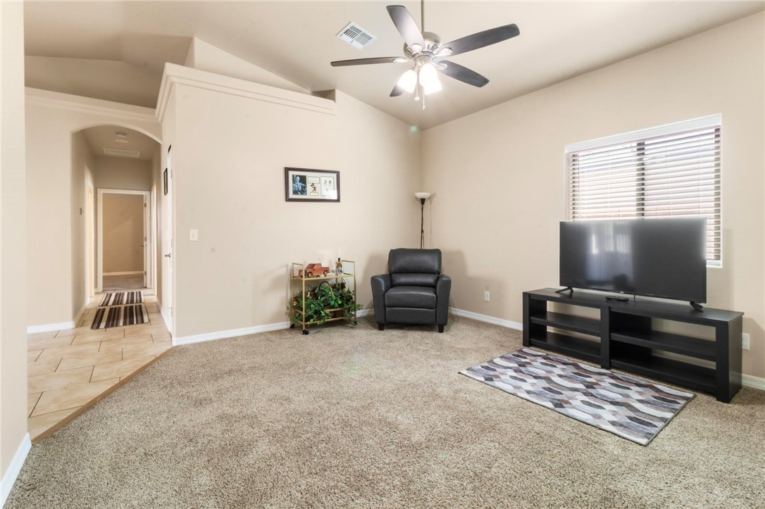 2644 Simms Avenue Kingman, AZ 86401 - Photo 19 of 40