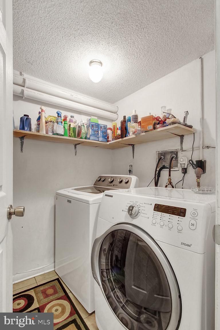 3613 Harrowgate Road York, PA 17402 - Photo 9 of 24 Laundry - 1st Level