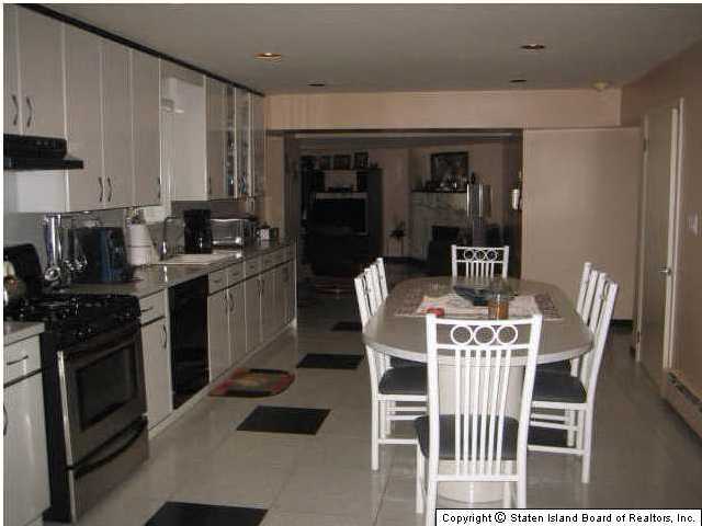 44 Ridge Avenue Staten Island, NY 10304 - Photo 6 of 9 Additional Photo