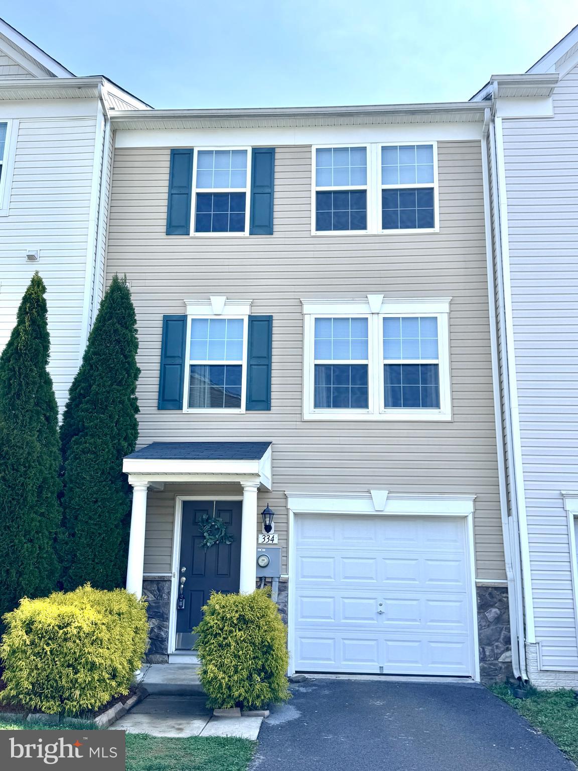 334 Rumbling Rock Road Hedgesville, WV 25427 - Photo 2 of 13