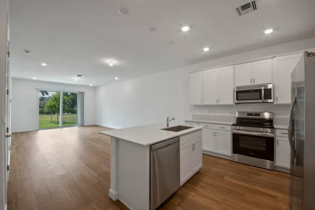 $3,100 | 13812 Hero Path, Delray Beach, FL 33484