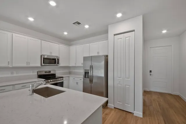 $3,100 | 13812 Hero Path, Delray Beach, FL 33484