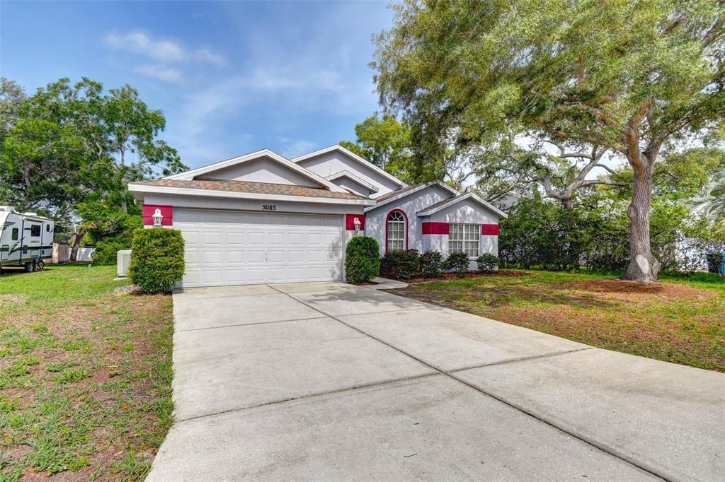 5085 Plumosa Street Spring Hill, FL 34607 - Photo 2 of 33