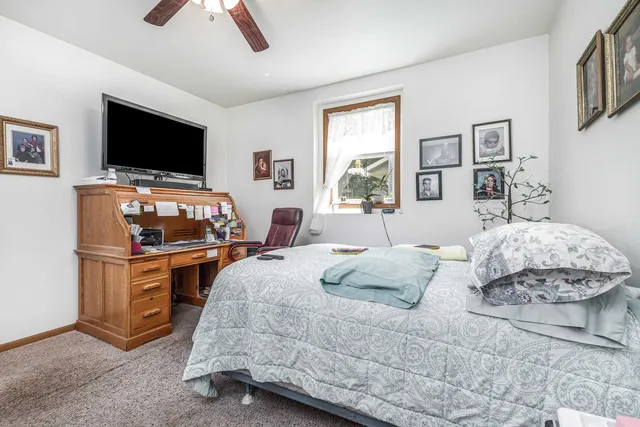 $329,000 | 1390 21st Street, Hazel Green, WI 53811