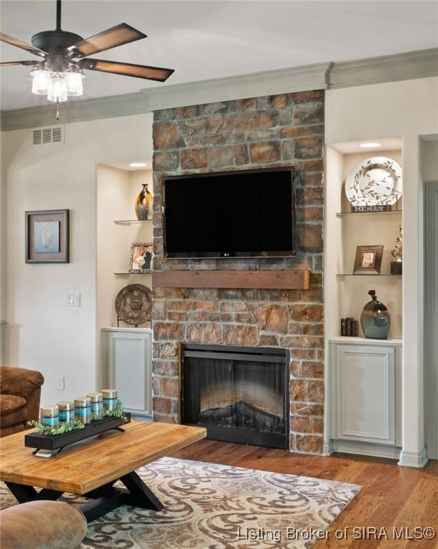 2046 Alonzo Smith Road Georgetown, IN 47122 - Photo 31 of 87 Electric fireplace insert