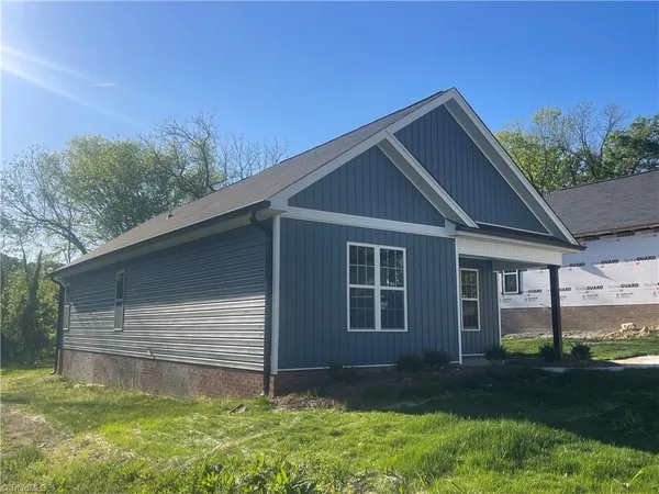 $199,900 | 518 Whiteoak Street, High Point, NC 27260