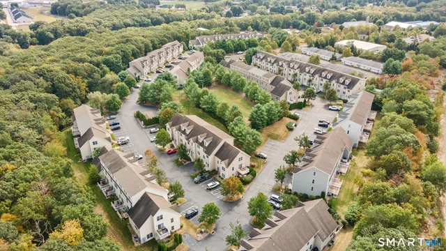 $415,000 | 15 Freedom Way, Unit 105, Niantic, CT 06357