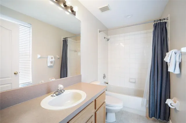 $2,950 | 16 Seagrape Circle, Clearwater, FL 33759