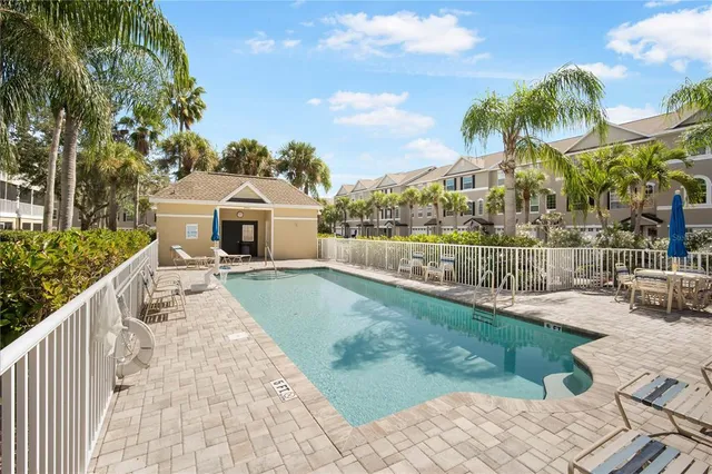 $2,950 | 16 Seagrape Circle, Clearwater, FL 33759