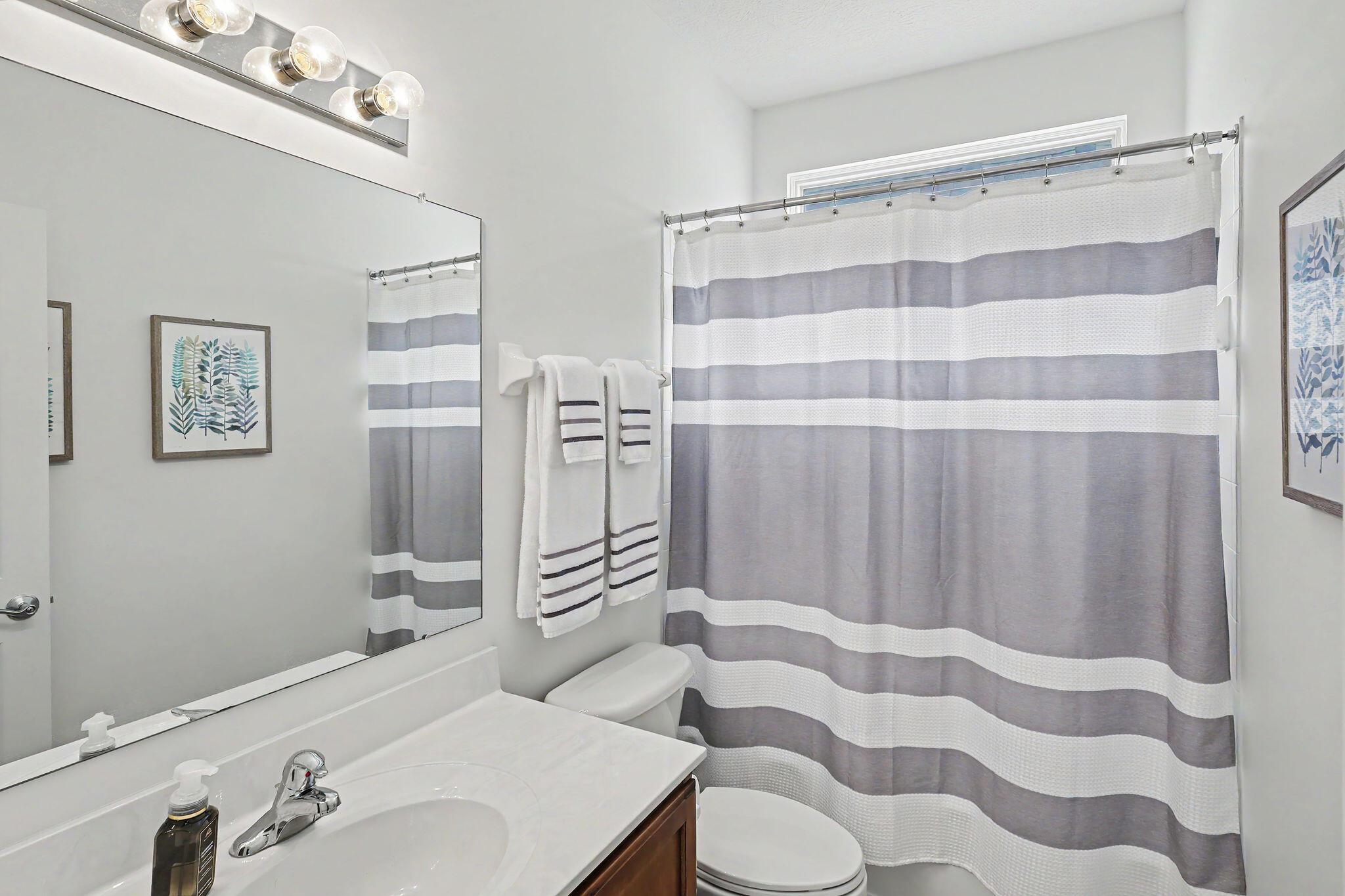 6131 Rackley Way Westerville, OH 43081 - Photo 21 of 30 2nd bath