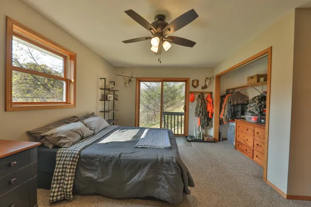 $1,324,900 | 20695 English Hollow Road, Blanchardville, WI 53516