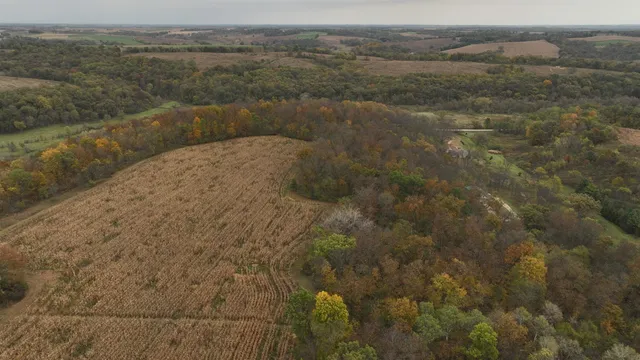 $1,324,900 | 20695 English Hollow Road, Blanchardville, WI 53516