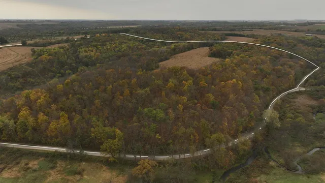 $1,324,900 | 20695 English Hollow Road, Blanchardville, WI 53516