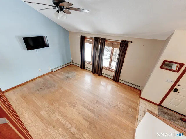 $275,000 | 5 Kathleen Drive, Willimantic, CT 06226