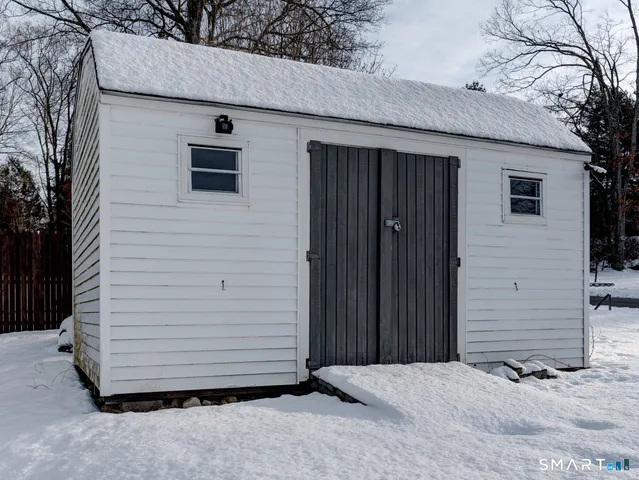 $275,000 | 5 Kathleen Drive, Willimantic, CT 06226