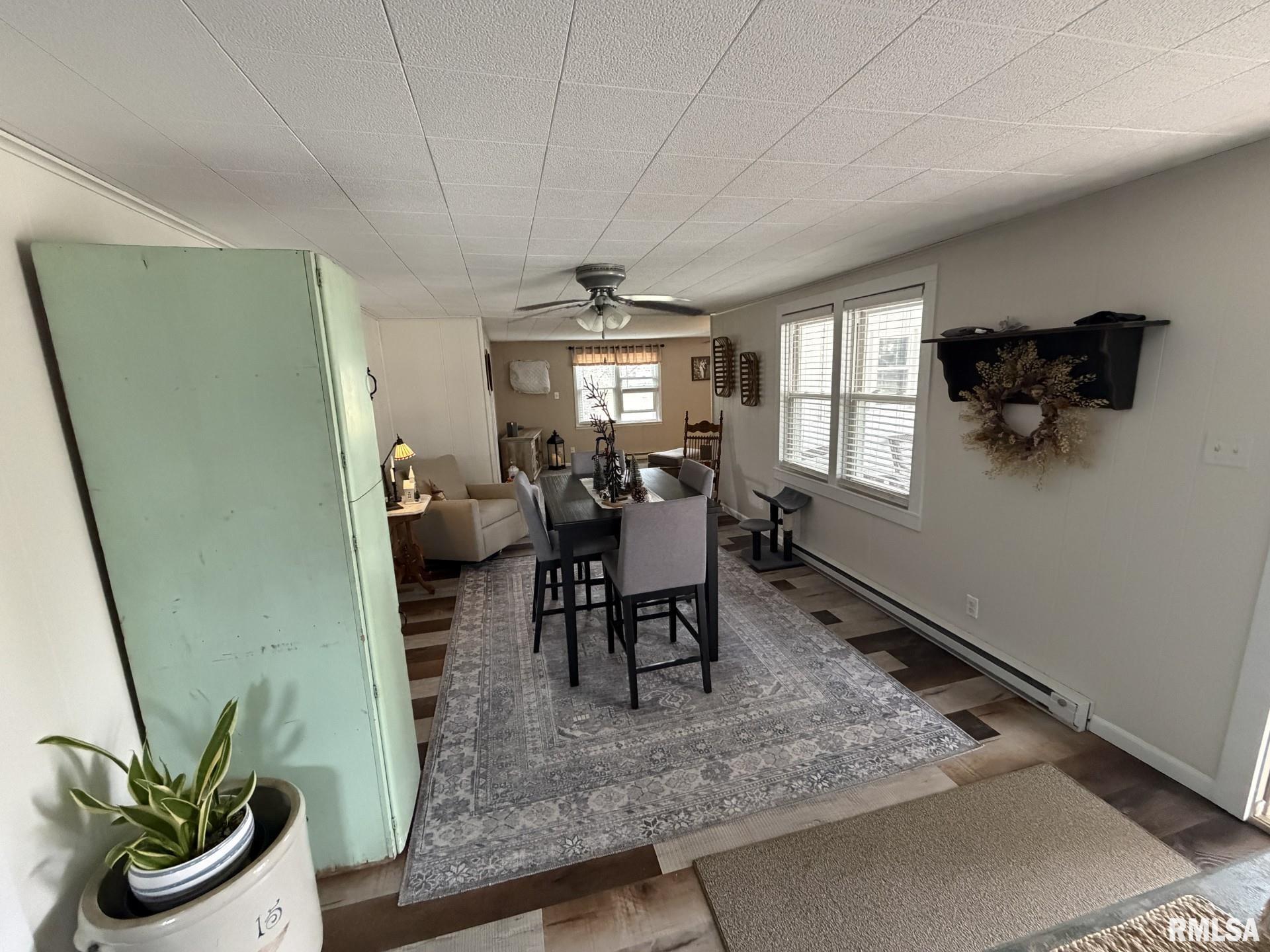 1160 Lawrence Drive Canton, IL 61520 - Photo 10 of 12