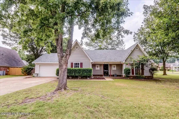 $239,900 | 6782 Blue Spruce Drive, Southaven, MS 38671