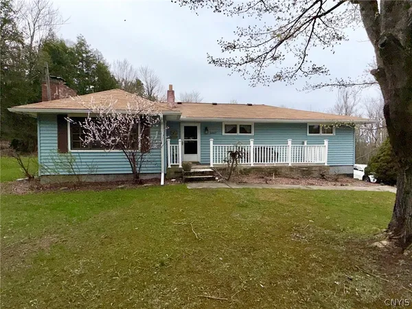$378,500 | 6447 Glass Factory Road, Marcy, NY 13403