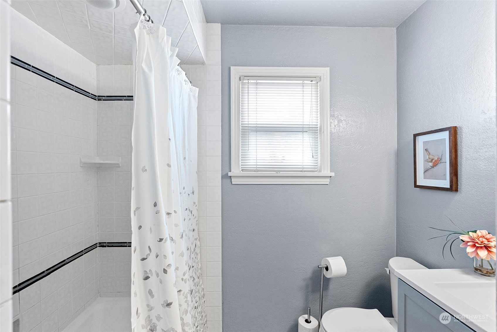 2102 East Highlands Street Bremerton, WA 98310 - Photo 12 of 26 Gallery Image 12