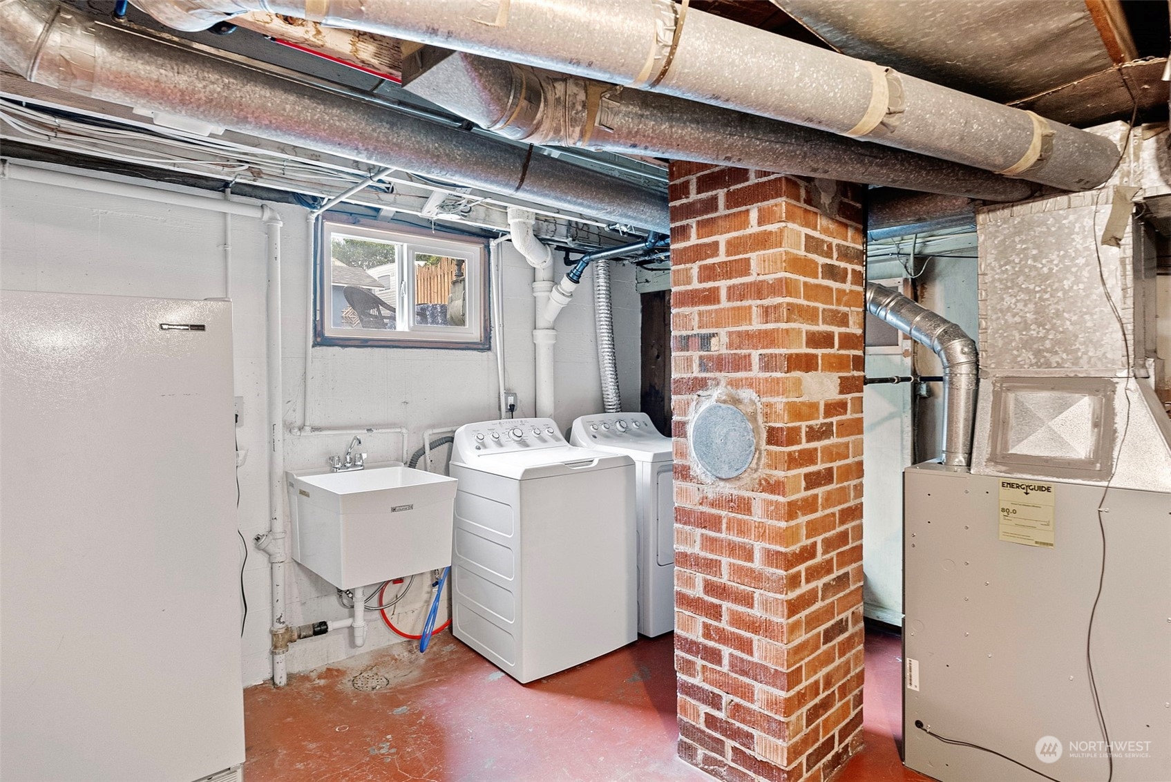 2102 East Highlands Street Bremerton, WA 98310 - Photo 19 of 26 Gallery Image 19
