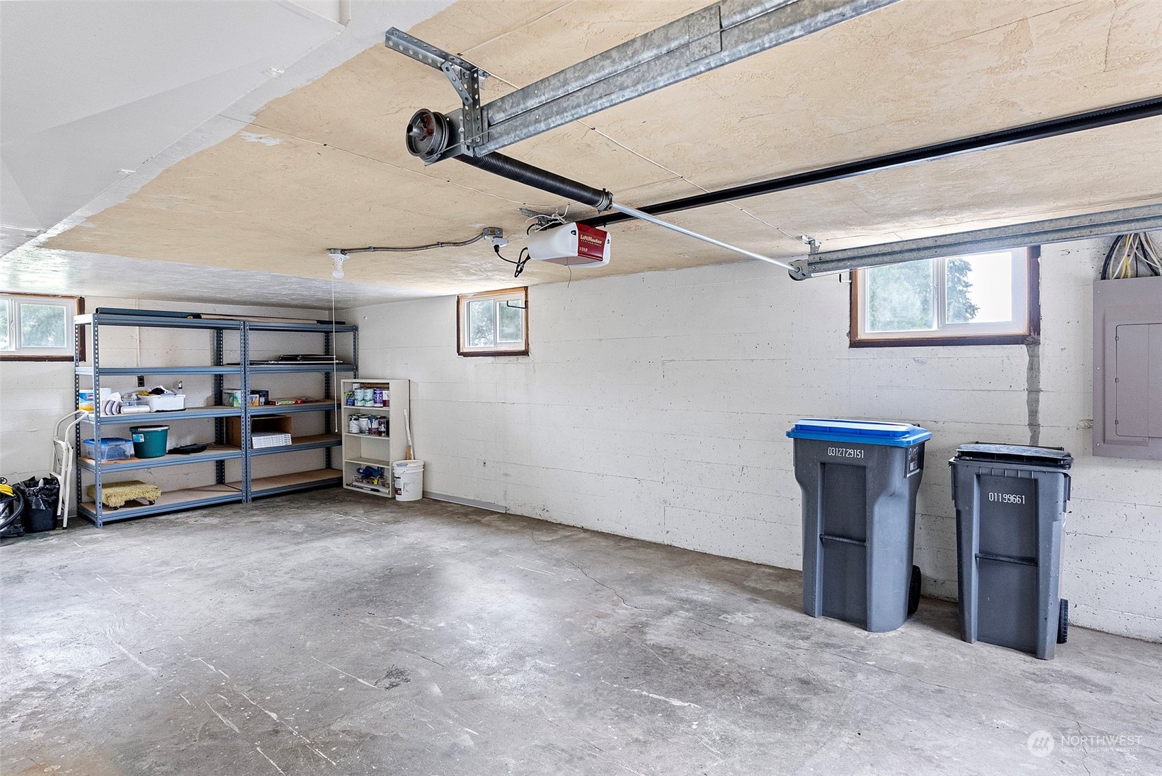 2102 East Highlands Street Bremerton, WA 98310 - Photo 20 of 26 Gallery Image 20