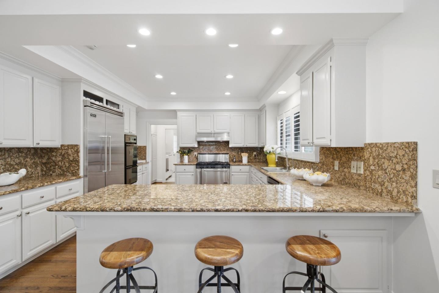 306 Walsh Road Atherton, CA 94027 - Photo 22 of 74