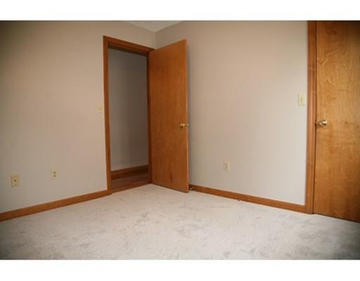 347 Tremont Street Springfield, MA 01104 - Photo 12 of 19 Gallery Image 12