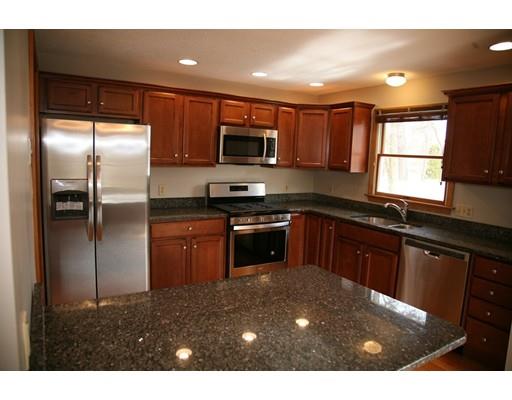 347 Tremont Street Springfield, MA 01104 - Photo 3 of 19 Gallery Image 3
